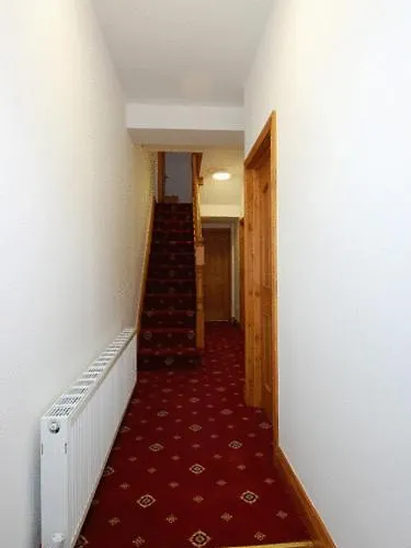 Abbington House 3*